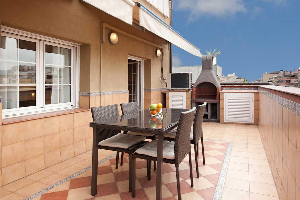 شقة Letsgo Sagrada Familia Penthouse برشلونة الغرفة الصورة
