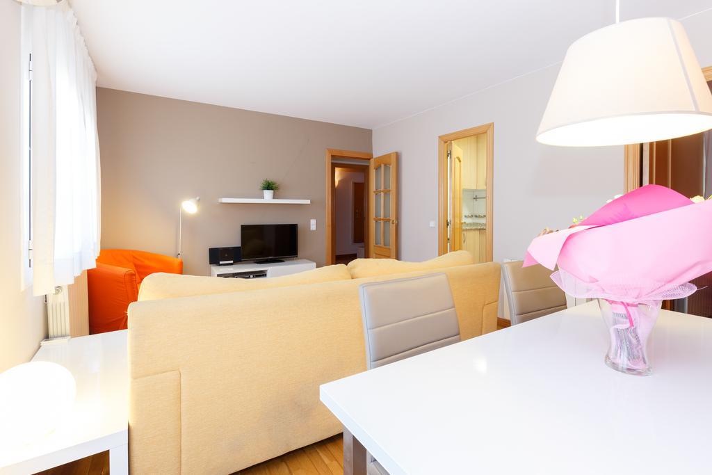 شقة Letsgo Sagrada Familia Penthouse برشلونة المظهر الخارجي الصورة