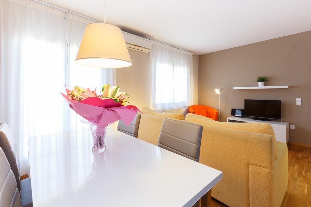 شقة Letsgo Sagrada Familia Penthouse برشلونة المظهر الخارجي الصورة