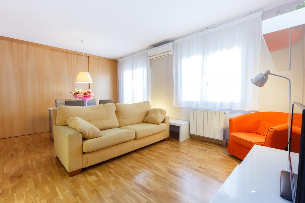 شقة Letsgo Sagrada Familia Penthouse برشلونة المظهر الخارجي الصورة
